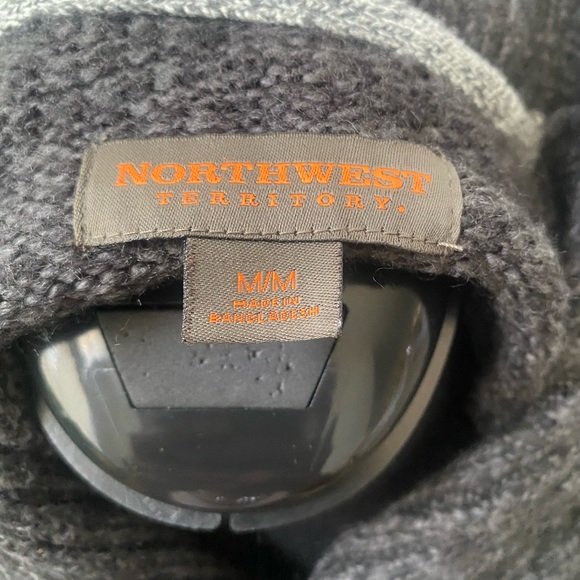Northwest Territory Grey Sweater - Men's Medium - Picture 8 of 10